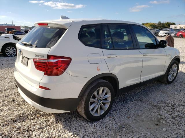 5UXWX9C55D0A15585 - 2013 BMW X3 XDRIVE28I WHITE photo 3