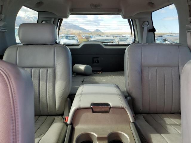 5LMFU28R94LJ10247 - 2004 LINCOLN NAVIGATOR SILVER photo 10