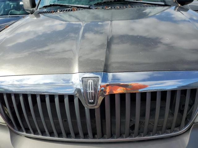 5LMFU28R94LJ10247 - 2004 LINCOLN NAVIGATOR SILVER photo 12