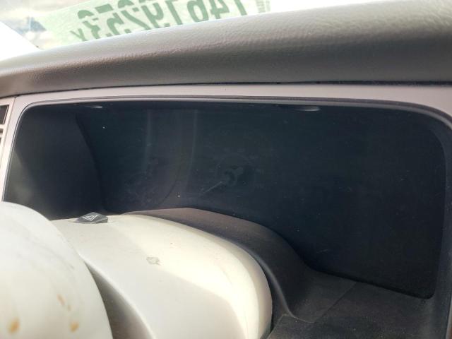 5LMFU28R94LJ10247 - 2004 LINCOLN NAVIGATOR SILVER photo 9