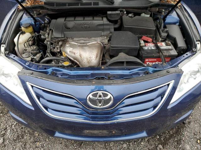 4T1BF3EK8BU600632 - 2011 TOYOTA CAMRY BASE BLUE photo 11