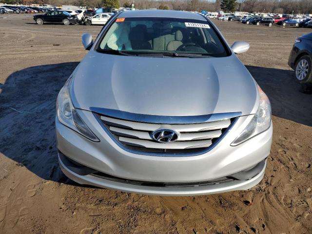 5NPEB4AC7EH929757 - 2014 HYUNDAI SONATA GLS SILVER photo 5