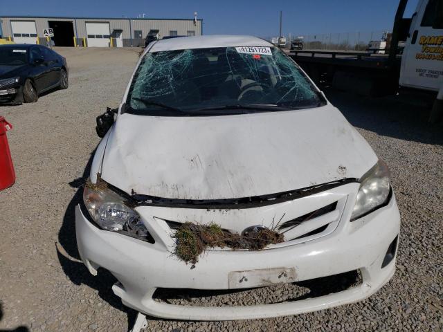 JTDBU4EE7C9177685 - 2012 TOYOTA COROLLA BA WHITE photo 5