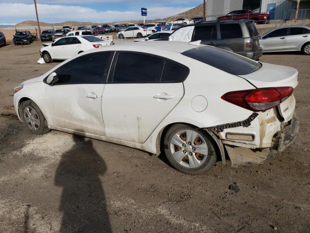 3KPFL4A76JE164253 - 2018 KIA FORTE LX WHITE photo 2