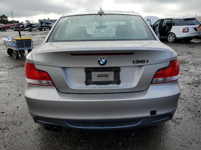 WBAUC73528VF23737 - 2008 BMW 135 I SILVER photo 6