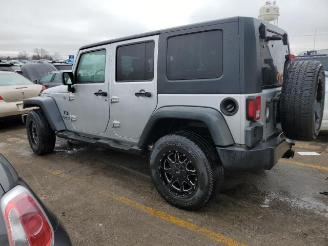 1J4GA39158L520028 - 2008 JEEP WRANGLER U X SILVER photo 2