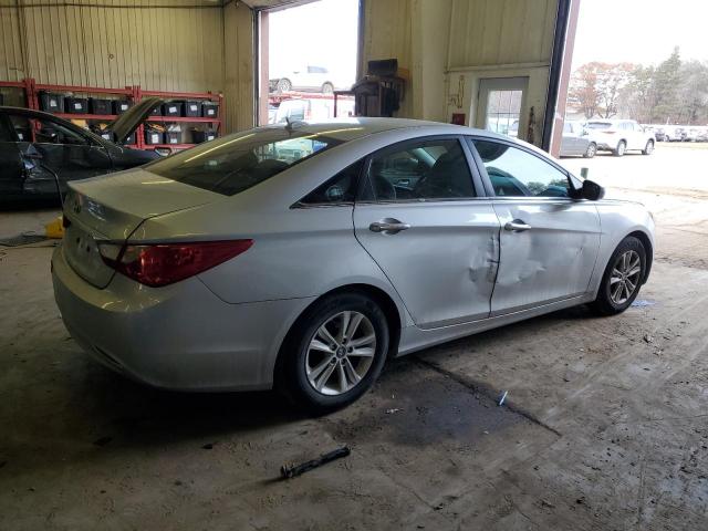 5NPEB4AC5DH694483 - 2013 HYUNDAI SONATA GLS SILVER photo 3