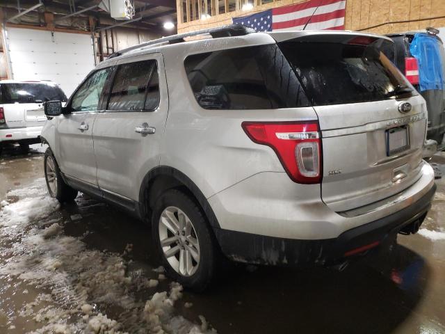 1FM5K8D85DGC15316 - 2013 FORD EXPLORER XLT SILVER photo 2