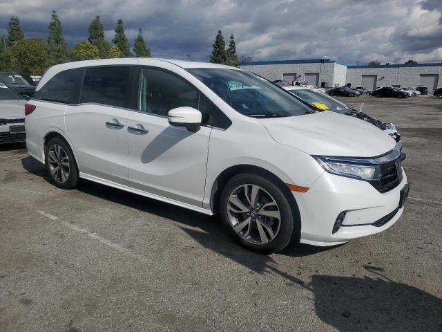 5FNRL6H83NB037242 - 2022 HONDA ODYSSEY TOURING WHITE photo 4