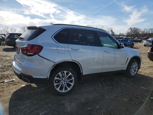5UXKT0C54G0S74818 - 2016 BMW X5 XDR40E WHITE photo 3