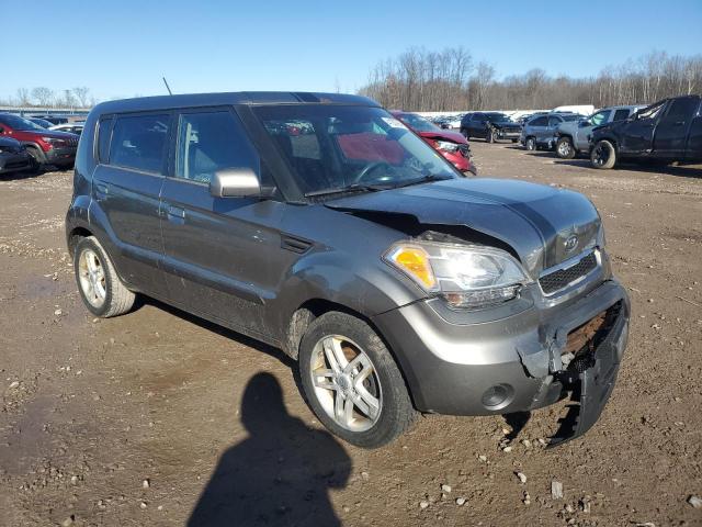 KNDJT2A23A7132511 - 2010 KIA SOUL + GRAY photo 4