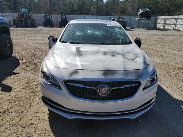 1G4ZR5SS3HU136647 - 2017 BUICK LACROSSE PREMIUM WHITE photo 5