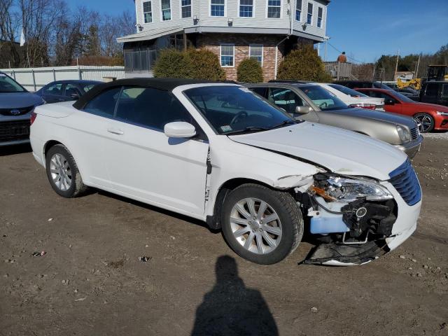 1C3BC2EB7BN554622 - 2011 CHRYSLER 200 TOURING WHITE photo 4