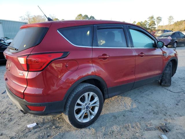 1FMCU9GD5KUC42997 - 2019 FORD ESCAPE SE RED photo 3