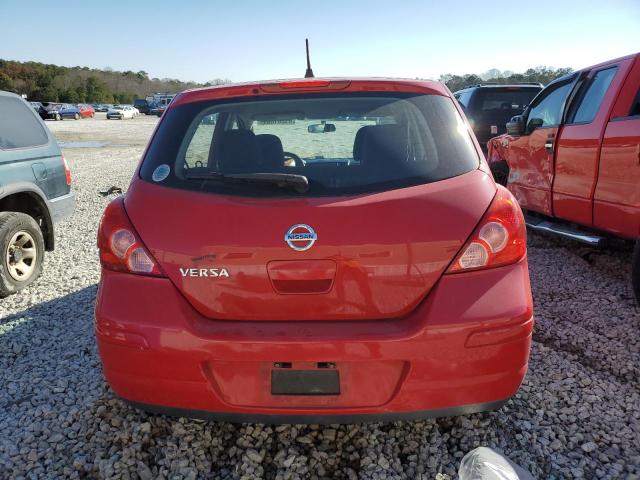 3N1BC1CP4BL437975 - 2011 NISSAN VERSA S RED photo 6