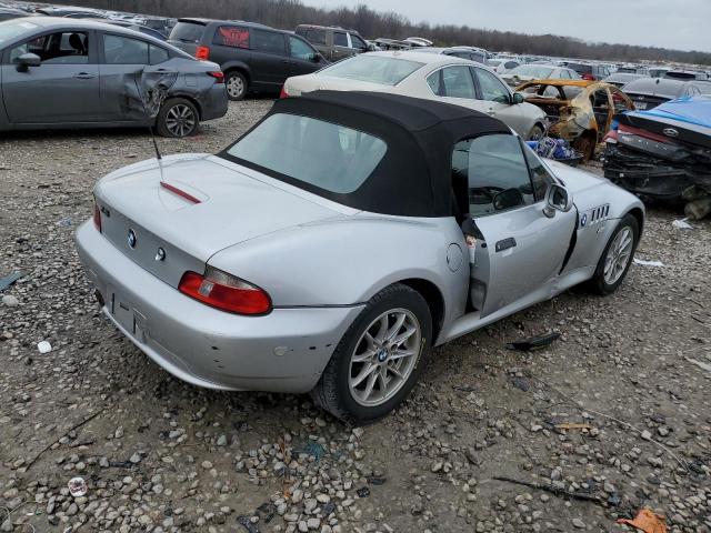 4USCH934XYLF87517 - 2000 BMW Z3 2.3 SILVER photo 3