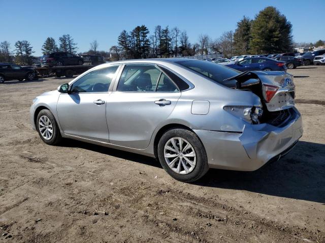 4T4BF1FK4FR467818 - 2015 TOYOTA CAMRY LE SILVER photo 2