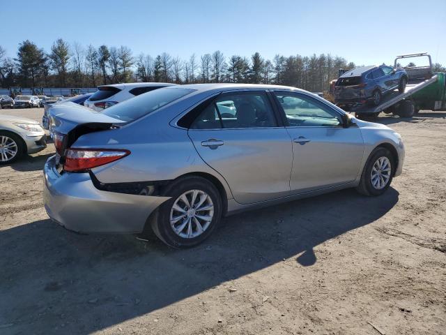 4T4BF1FK4FR467818 - 2015 TOYOTA CAMRY LE SILVER photo 3