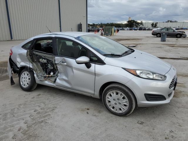 3FADP4AJ2JM145511 - 2018 FORD FIESTA S SILVER photo 4