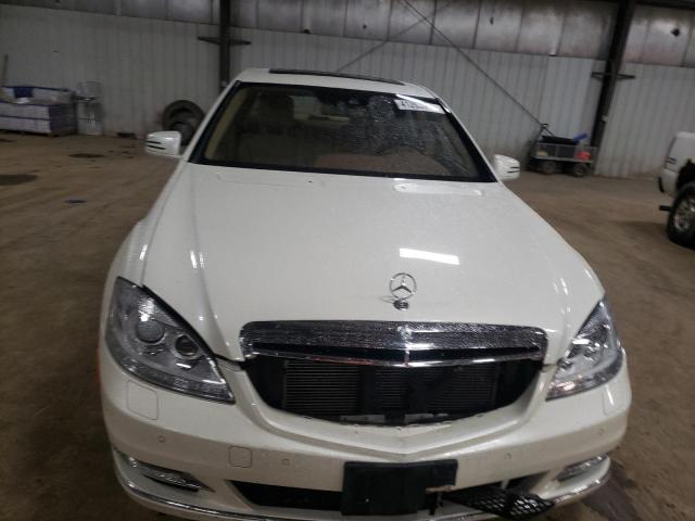 WDDNG8GB4AA314369 - 2010 MERCEDES-BENZ S 550 4MATIC WHITE photo 5