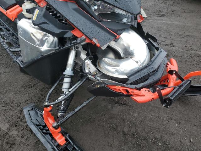 2BPSUGMBXMV000107 - 2021 SKI DOO BACKCOUNTR RED photo 9