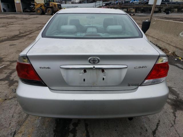 4T1BE32K05U991481 - 2005 TOYOTA CAMRY LE SILVER photo 6