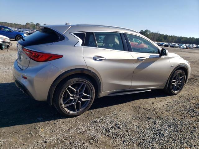 SJKCH5CP0HA020957 - 2017 INFINITI QX30 BASE Silber Foto 3