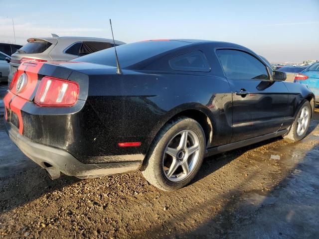 1ZVBP8AM4B5123260 - 2011 FORD MUSTANG BLACK photo 3