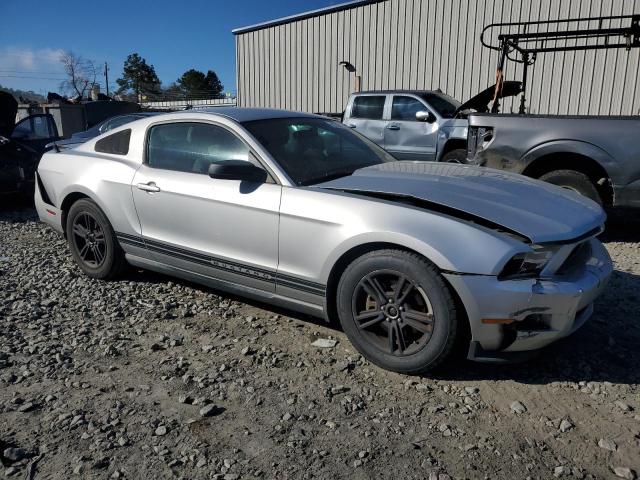 1ZVBP8AM3C5266024 - 2012 FORD MUSTANG SILVER photo 4