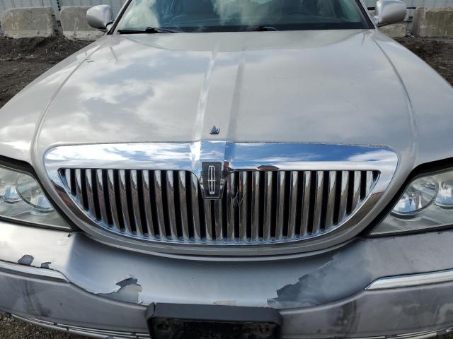 1LNHM81W63Y648226 - 2003 LINCOLN TOWN CAR EXECUTIVE TAN photo 11