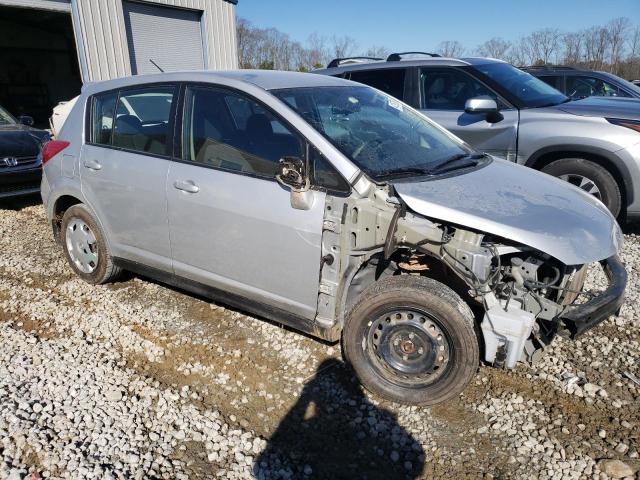 3N1BC13E89L491580 - 2009 NISSAN VERSA S SILVER photo 4