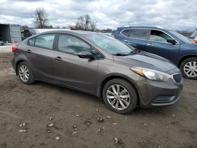 KNAFX4A69E5138384 - 2014 KIA FORTE LX BROWN photo 4