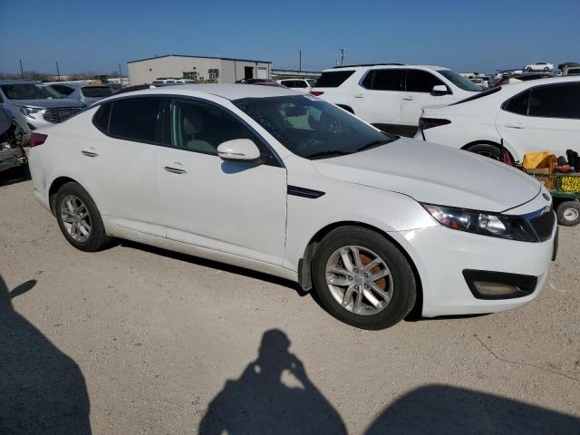 KNAGM4A78D5436221 - 2013 KIA OPTIMA LX WHITE photo 4