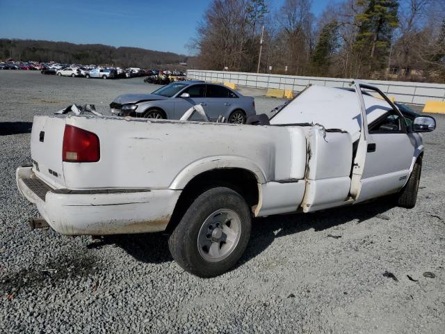 1GCCS19X2V8195136 - 1997 CHEVROLET S TRUCK S10 WHITE photo 3