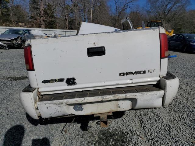 1GCCS19X2V8195136 - 1997 CHEVROLET S TRUCK S10 WHITE photo 6