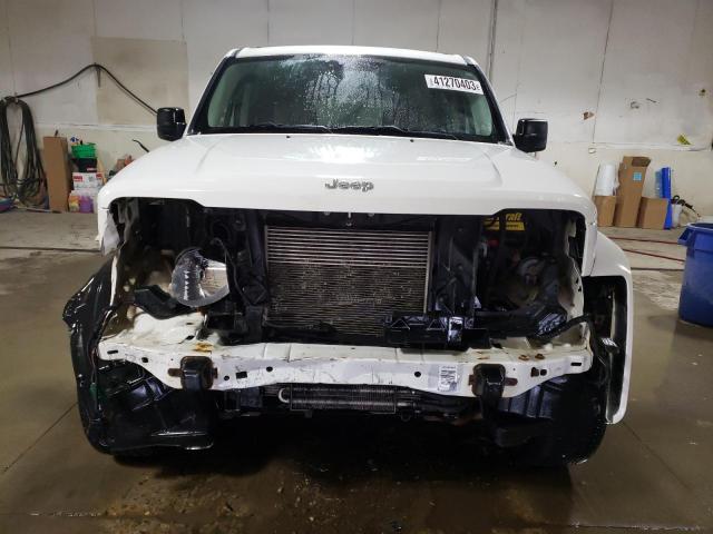 1J8GN58KX9W528134 - 2009 JEEP LIBERTY LIMITED WHITE photo 5