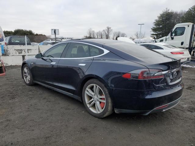 5YJSA1CP7DFP28877 - 2013 TESLA MODEL S BLUE photo 2