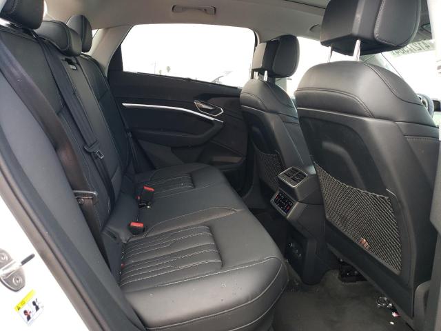 WA13AAGE1NB038473 - 2022 AUDI E-TRON SPORTBACK PRESTIGE WHITE photo 10