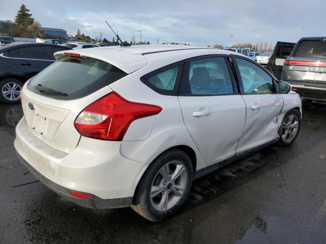 1FADP3K28EL334706 - 2014 FORD FOCUS SE WHITE photo 3