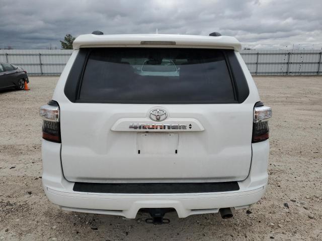 JTEAU5JR5P5280557 - 2023 TOYOTA 4RUNNER TRD SPORT WHITE photo 6