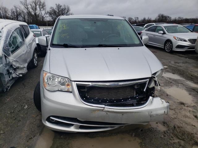 2A4RR5DG3BR798661 - 2011 CHRYSLER TOWN & COU TOURING 银色 照片 5