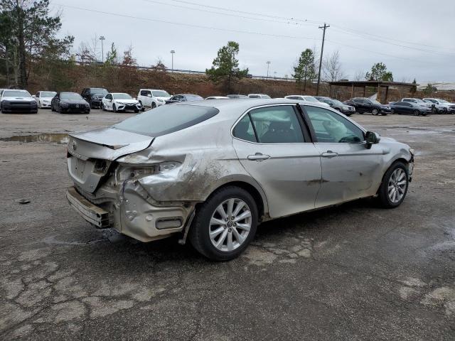 4T1B11HK5JU535767 - 2018 TOYOTA CAMRY L SILVER photo 3