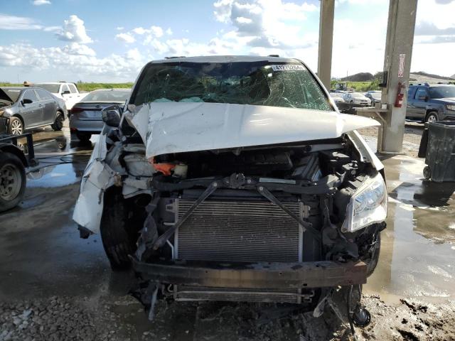 2A4RR8DG8BR659319 - 2011 CHRYSLER TOWN & COU TOURING L WHITE photo 5