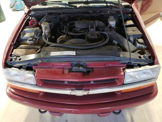 1GNDT13X33K151745 - 2003 CHEVROLET BLAZER MAROON photo 11