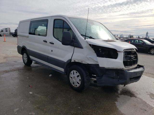 1FTYE1YM5HKA38857 - 2017 FORD TRANSIT T-150 WHITE photo 4