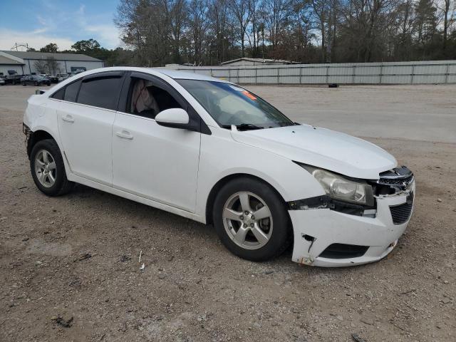 1G1PC5SBXE7126617 - 2014 CHEVROLET CRUZE LT WHITE photo 4