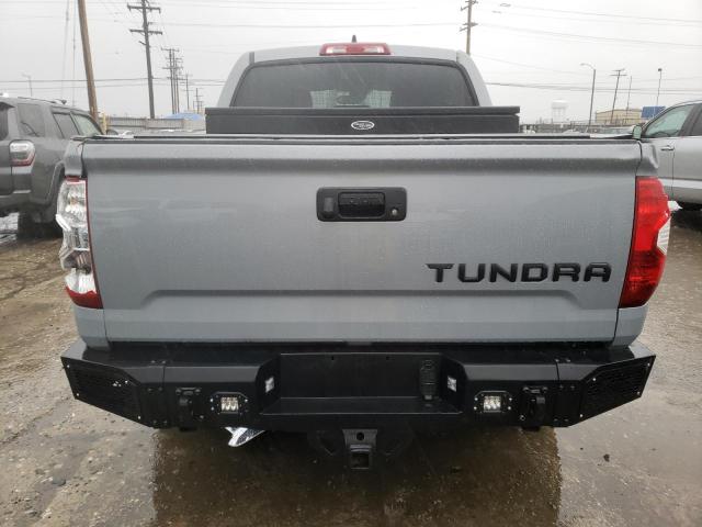 5TFEY5F15LX259123 - 2020 TOYOTA TUNDRA CREWMAX SR5 GRAY photo 6