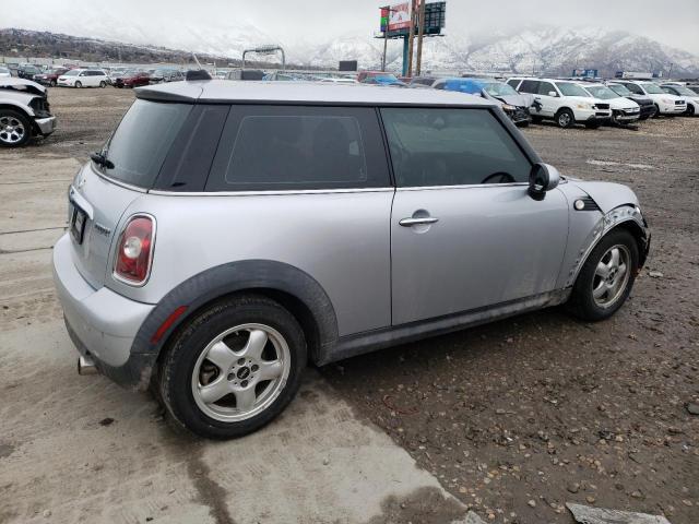 WMWMF33508TT68209 - 2008 MINI COOPER SILVER photo 3