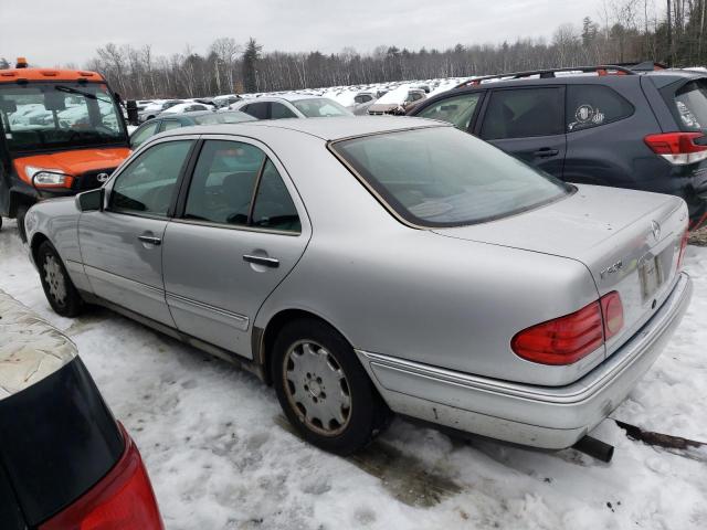 WDBJF82H3XX018349 - 1999 MERCEDES-BENZ E 320 4MATIC SILVER photo 2