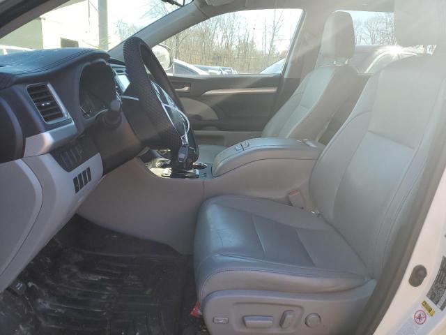 5TDJKRFH6GS320673 - 2016 TOYOTA HIGHLANDER XLE WHITE photo 7